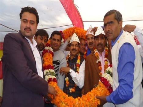 Villagers welcome BSP leaders